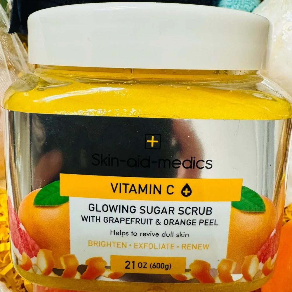 Skin-Old-Metics @ Body Scrub With Grapefruit & Orange Peel